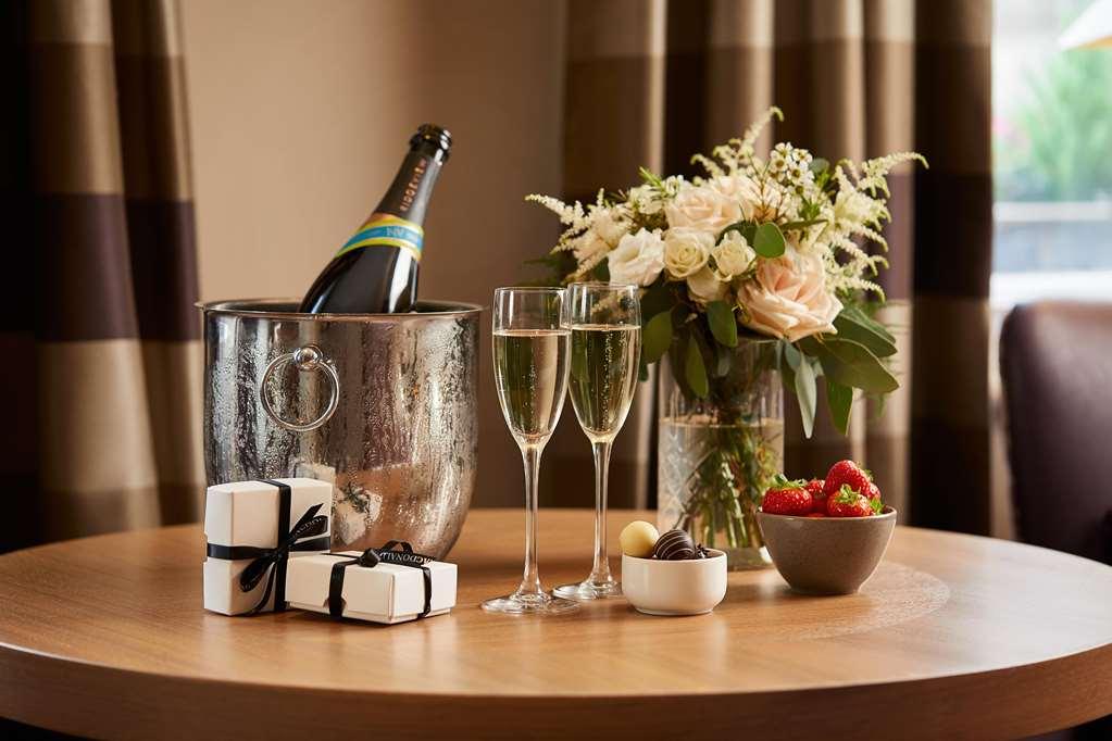 Macdonald Inchyra Hotel & Spa Polmont Oda fotoğraf